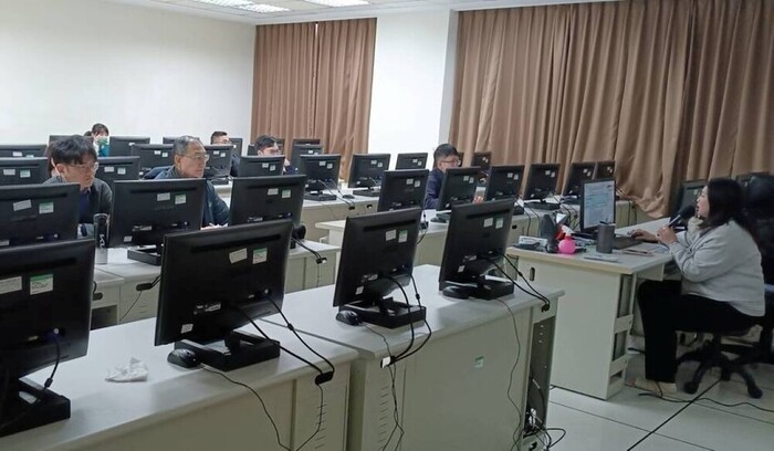 The training session was held in the PC2 Computer Classroom